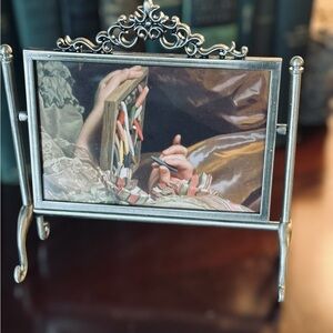 Stiffel Ornate silver-toned HEAVY METAL swivel frame W/ Victorian Print 4x6